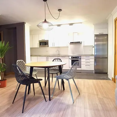 Completo A Un Paso De La Concha דירה